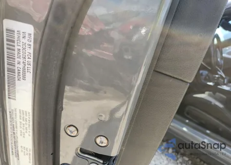 2023 Dodge Challenger R/T из США, поврежденный, VIN 2C3CDZBT4PH665569